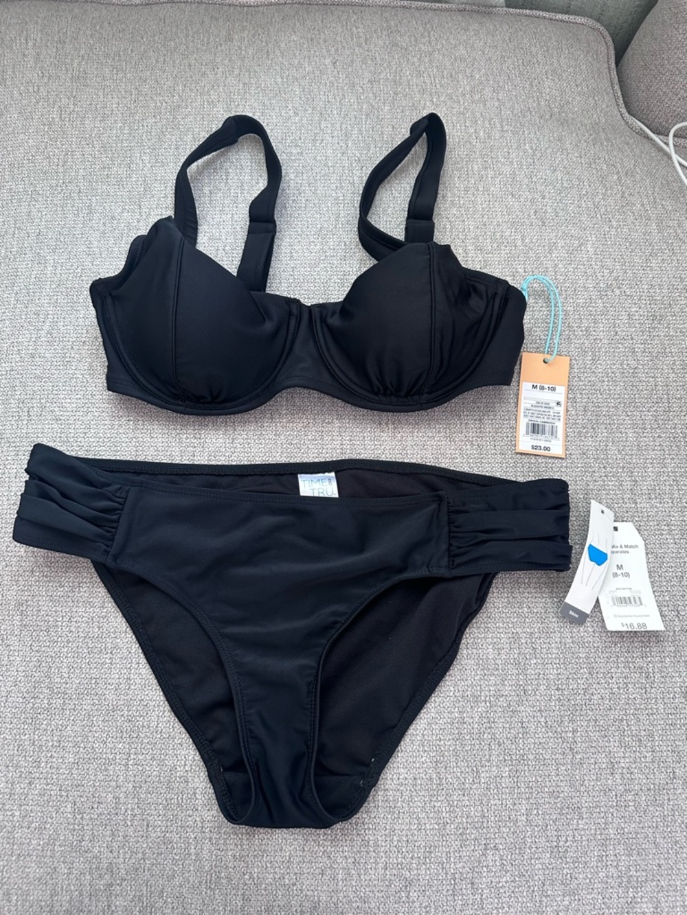Black Underwire Bikini Set with Ruched Side Bands